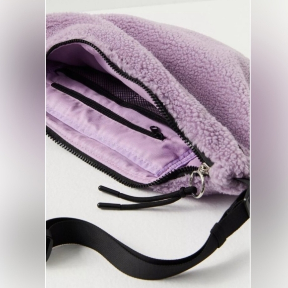 Free People Overacheiver Lilac Purle Sherpa Sling Bag - Picture 5 of 7
